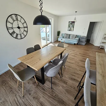Apartment Exklusive Cozy 3-zi-penthouse Mit Grosser Dachterrasse Naehe Europa Park Und Rulantica Lahr (Baden-Wurttemberg)